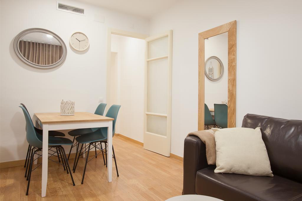 Click&Flat Europa Fira Apartments Л'Успіталет-да-Любрагат Екстер'єр фото