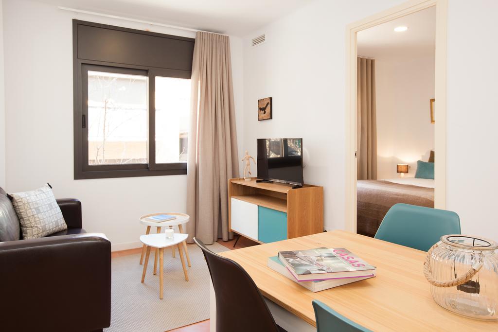 Click&Flat Europa Fira Apartments Л'Успіталет-да-Любрагат Екстер'єр фото